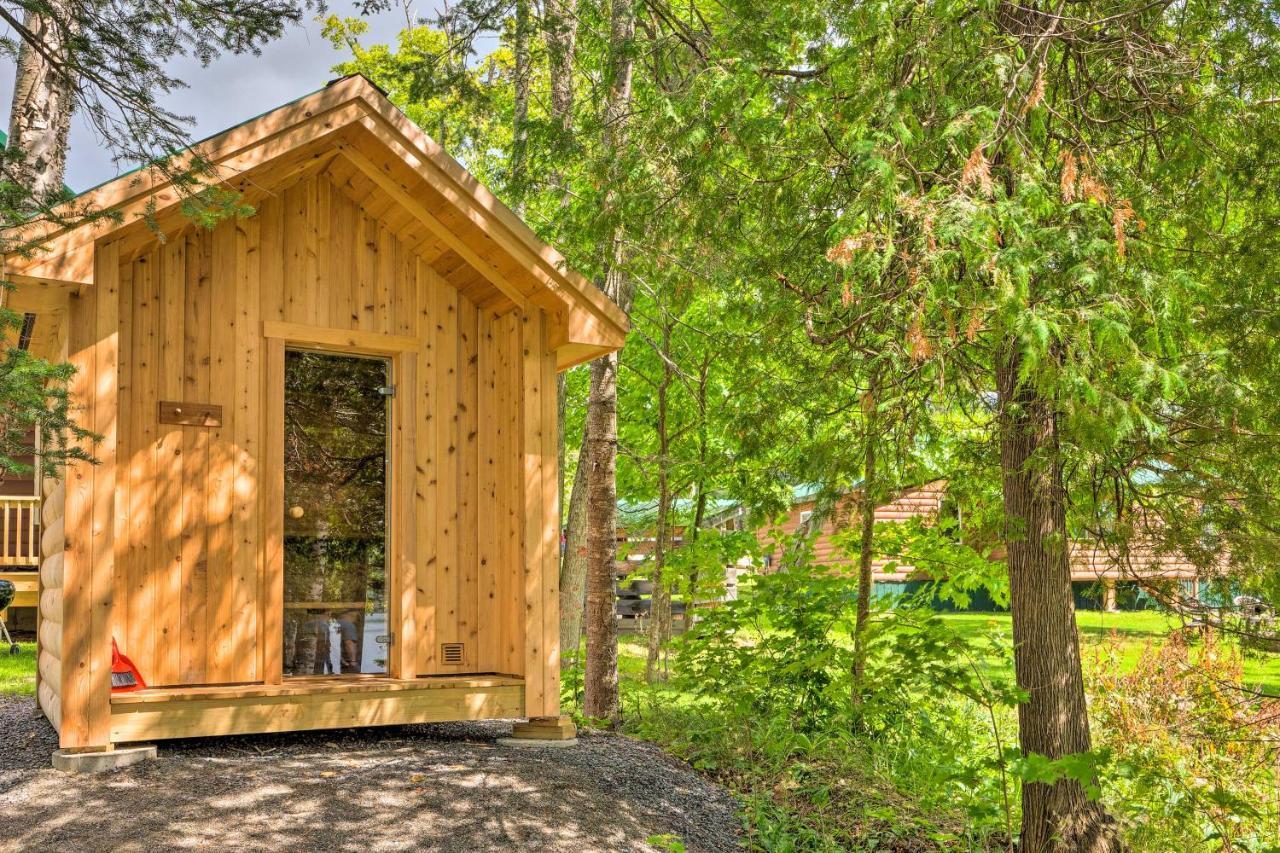 Rustic Cabin Retreat On Rangeley Lake! Esterno foto